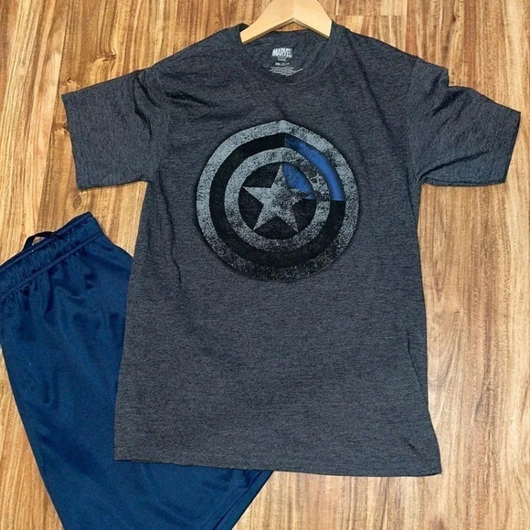 Marvel men’s shirt small captain America Tshirt short sleeve grey - Picture 1 of 4